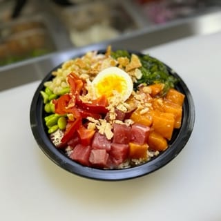 Hawaiian Deluxe Poke Bowl