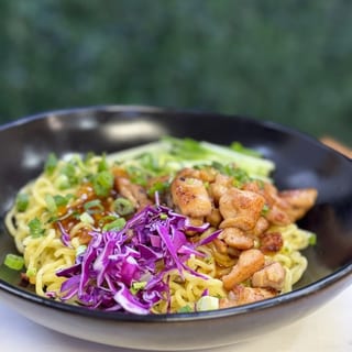 Hawaiian Style Sweet & Savory Lo Mein with Chicken